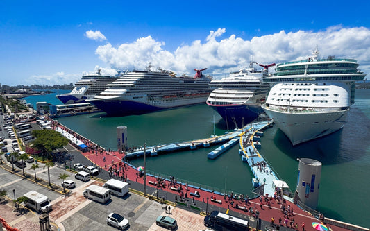 Private luxury SUV chauffeur service at San Juan Cruise Port, Puerto Rico — Wonder Limo PR