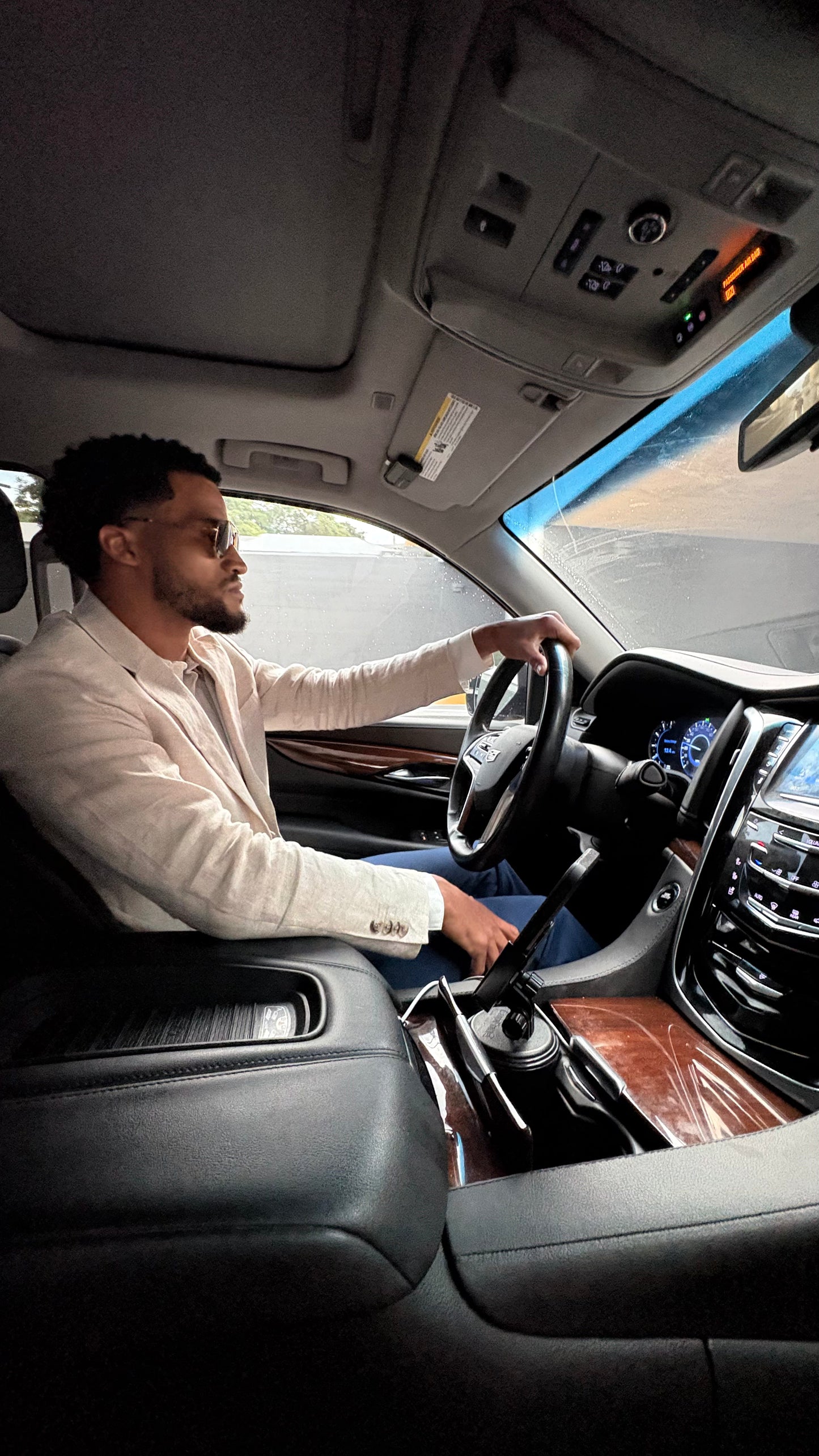 Hourly Chauffeur Service Puerto Rico | Private Luxury Car & Driver